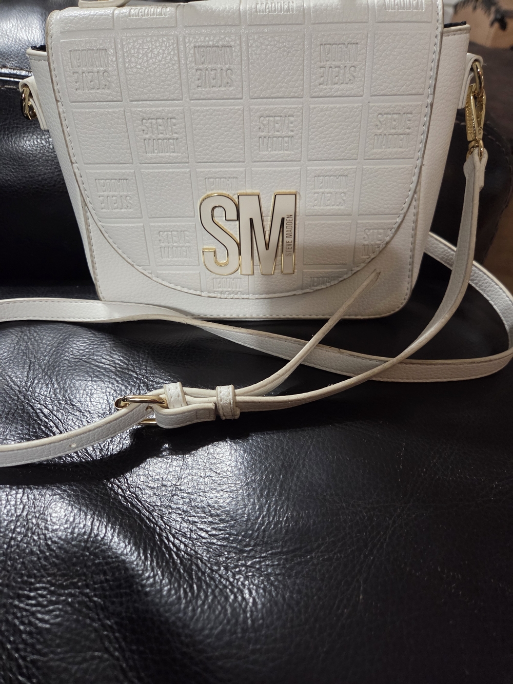 Steve Madden White Crossbody Bag with Gold Logo